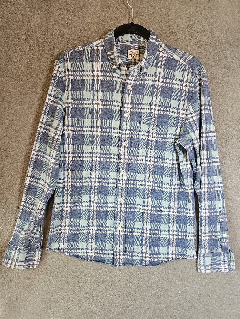 Faherty Women’s Legend Button Down Sweater Blue Plaid Flannel Size Small